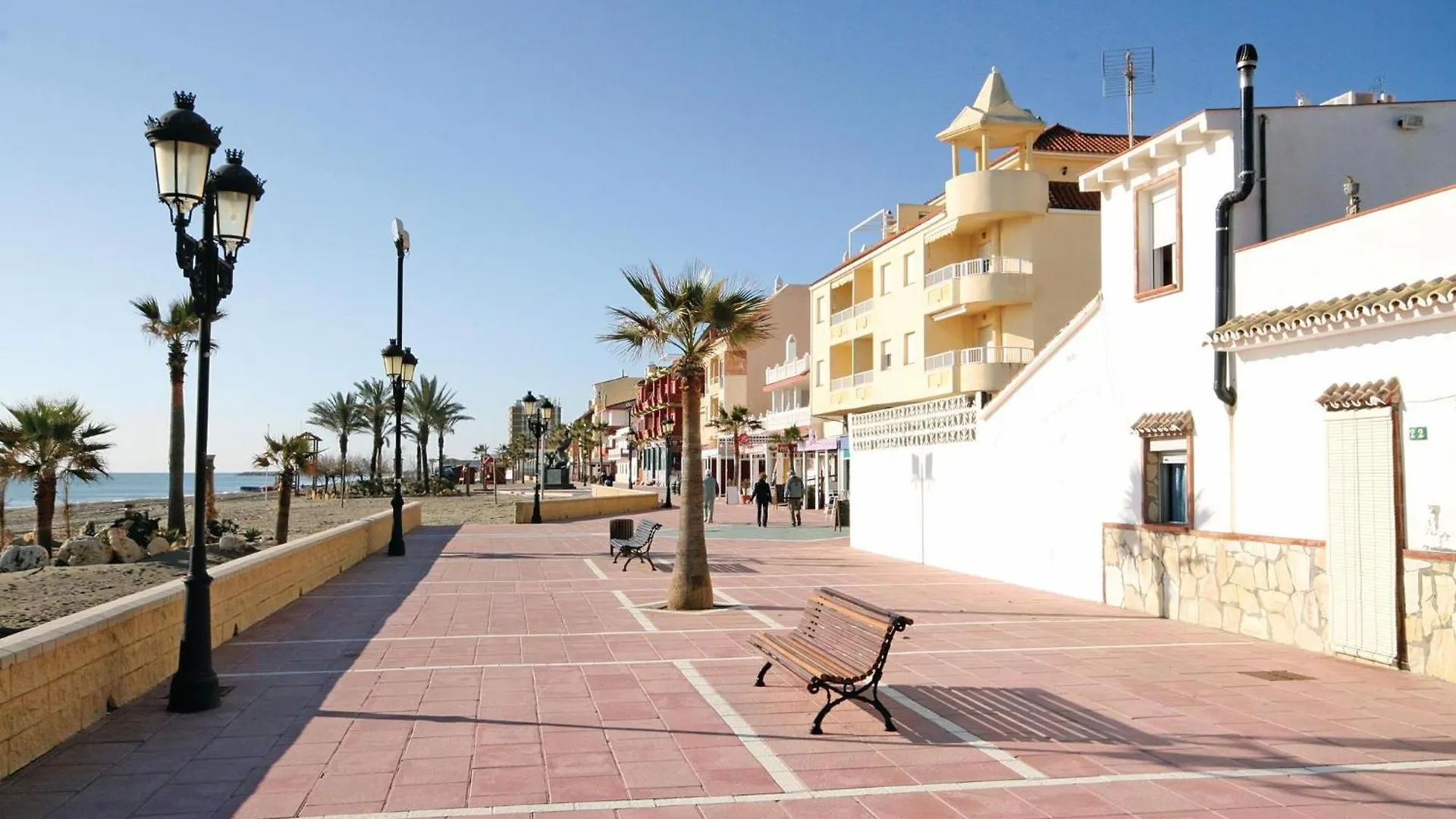 Beautiful Apartment In Casares Costa With Wifi 0*,  Spanien